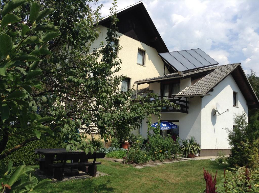 Apartments Pod Rodico Bohinjska Bistrica Ruang foto